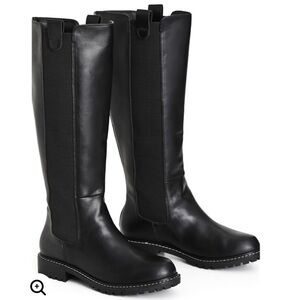 10 wide black Arizona knee boots, new tried on but never worn outside the house